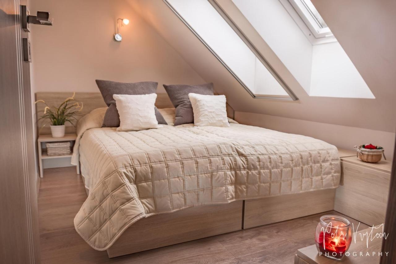 Apartman Na Lipne Frymburk Luaran gambar
